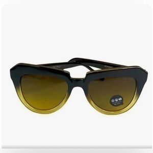KOMONO Stella Expressionist Sunglasses 🕶 (NEW) ombre yellow black cat eye